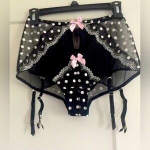 Black and White Polka Dot Lingerie Set